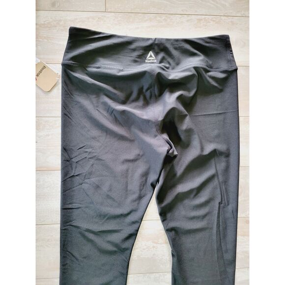 Reebok S Womens Quicktight Black Leggings Moist Wick Compression Pull On NWT - Picture 2 of 9